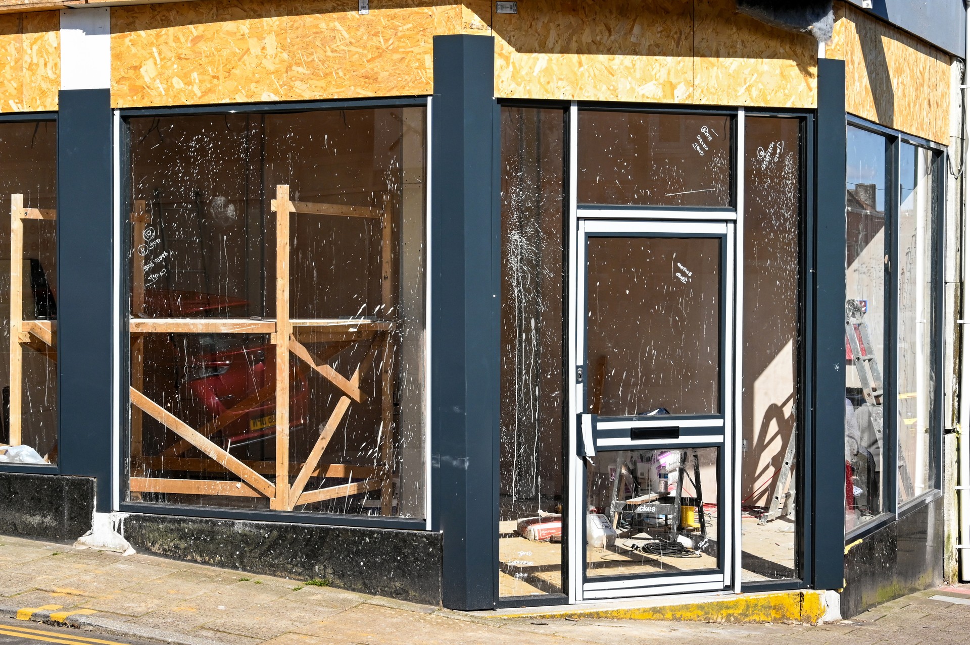 Tienda en el centro de la ciudad en proceso de renovación